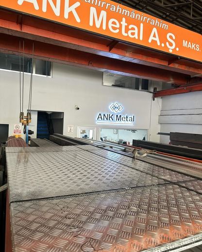 Depo ve baklavalı sac stoğu